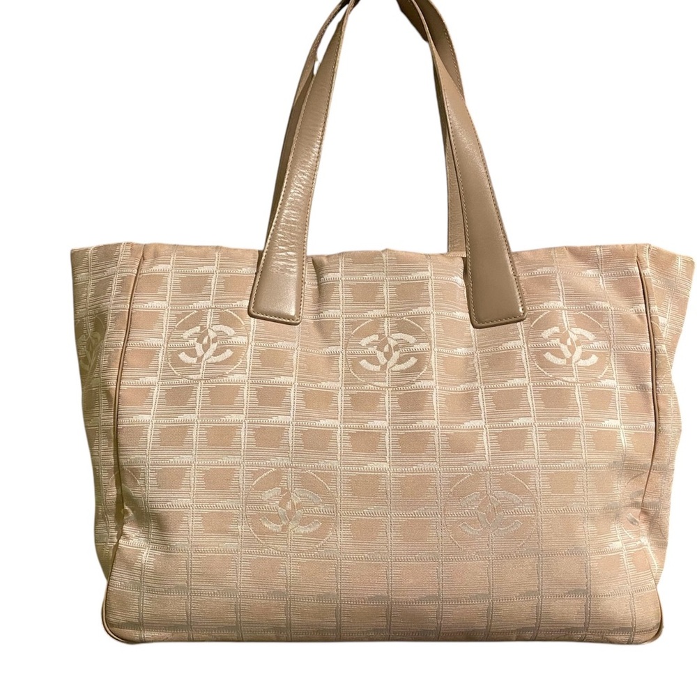 CHANEL Ivory Traveline Tote Shoulder Bag Vintage